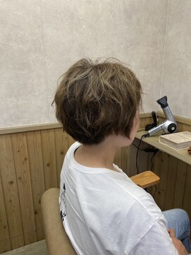 オト(Oto) ふんわりショート