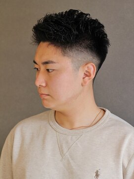 ポルテオムプレス(PORTE HOMME PRES) ワイルドパーマ×アップバングベリーショート