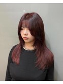レイヤーカット×ツヤツヤ赤髪