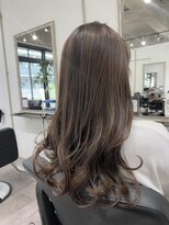 イマ 名駅店(ima)&nbsp;細めハイライト/アッシュブラウン/コテ巻き/セミロング