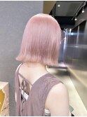 イメチェン/ホワイトブロンド/外ハネボブ/美髪/栄