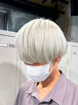 エゴ 池袋(EGO) メンズホワイト