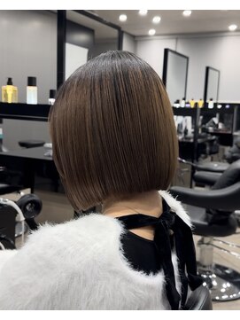 ハルキミナト ジャパン トウキョウ(HARUKI MINATO japan TOKYO) 20代30代/切りっぱなしボブ/ぱつっとボブ/ボブヘア/表参道