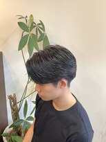 オートクチュール ランコントレ(Haute Couture Rencontrer)&nbsp;センターパートで清潔感と大人っぽさをプラス◎