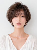 ビフィーノ リルネ(Bifino Rilune) 40代 明るめハイライトのくびれショート