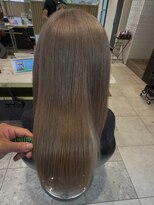 アース 春日部店(HAIR&MAKE EARTH)&nbsp;透明感たっぷりの柔らかベージュカラー