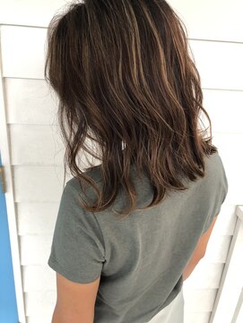 ホットリップ(Hot Lip) 外国人風ハイライト