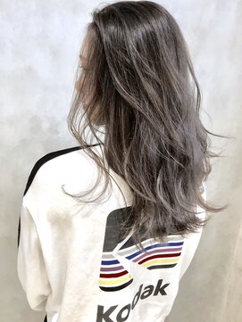 リルア 博多(LIRUA) ハイライト+グラデーションカラー×グレージュカラー