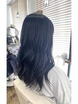 バズ ビー(BUZZ Bee)&nbsp;【梅田】ブルーブラック