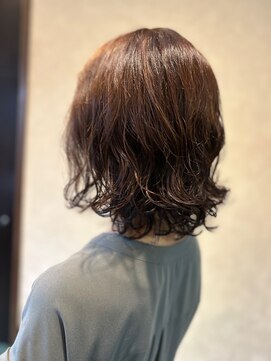 エクリュ(ecru) セミウェーブ