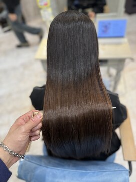 アルーシェ 心斎橋(Alushe) 美髪！髪質改善トリートメント【心斎橋 難波 なんば 髪質改善】