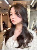 フェミニンカール大人ヘアモテ髪前髪パーマオフィスヘア