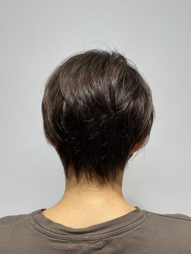 フレッシュサラダ エモーション(EMOTION) きれいめショートスタイル