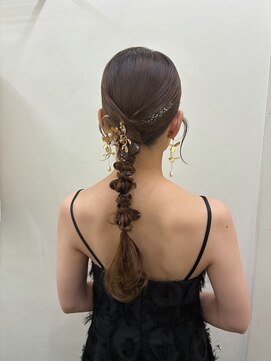 ヘアセット専門サロン by OKINAWA WATABE WEDDING 那覇店 編みおろし