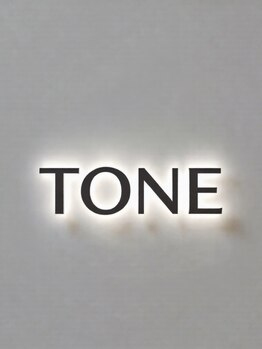TONE 完全担当制 private salon【トーン】【3/5 NEW OPEN（予定）】の写真/【朝の5分を快適に】骨格×髪質を見極める繊細なカット。乾かすだけで“理想のトーン”がキープできる。