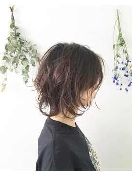 グエンコ(Guenco) ソフトウルフ　無造作カール