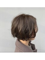 ヴィコロ(vicolo) クリアベージュ