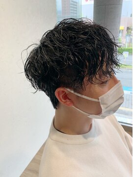 エヌプラス(N+) メンズヘアフェザーパーマサーフカール刈り上げセンターパート