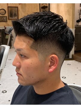 ルドローブラントオオサカ(LUDLOW BLUNT Osaka) 【LUDLOW BLUNT】フェードアップバング 硬毛多毛の方におすすめ