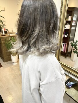 ヘア メイク ヴァーブ(hair make Verve) エアタッチハイトーングラデーション