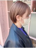 【トレンド】ミルクティーベージュカラー こなれ感ショートヘア