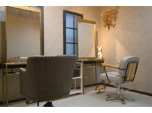 ブランカヘアー 西尾(BLANCA HAIR)の雰囲気（友人、恋人、ご家族だけの特別個室空間！利用料金0円も嬉しい♪）