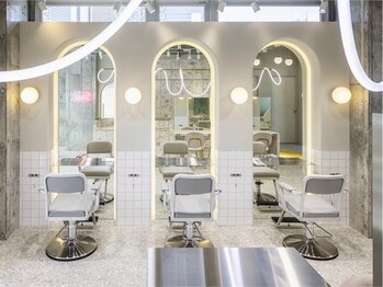 髪質改善サロン Sea shinjuku 新宿南口【シー　シンジュク】