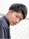 スパイキーショート/アップバング/ツーブロック/メンズ/眉毛