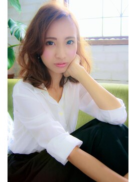 リル(Lilou) 【Lilou】大人かわいい ロブ 透明感イルミナカラー