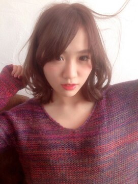 アロハララ(ALOHA LaLa) 秋冬ボルドーピンクと斜めバング