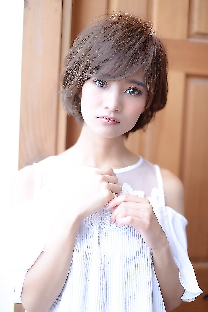 2025年春】ショート センターパートの髪型・ヘアアレンジ｜人気