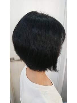 ブルーデイジー(BLUE DAISY) ふんわりボブ