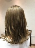 『外はね』ブロンズロブヘアー