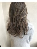 __アッシュブラウン×大人レイヤーカット