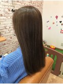 アッシュ 美髪ロング