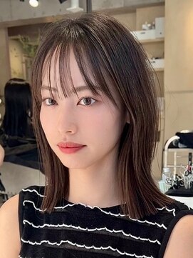ティア(Tia.) (きりっぱなしボブ/ボブヘア/くびれヘア/縮毛矯正/前髪)