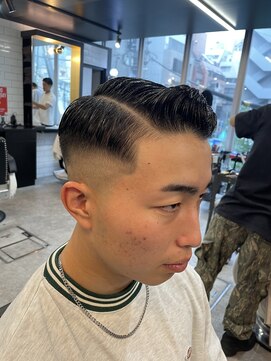 フランクスバーバーリベラルド 横浜(FRANK'S BARBER LIBERALD) ミドルスキンサイドパートM