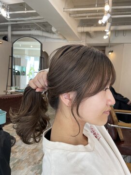 リノカヒリ(Lino kahili) 結んだ時に可愛い顔まわりレイヤー