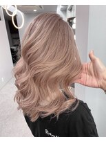 リゲル(rigel)&nbsp;ベージュ×巻き髪