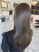 ソマリ(SOMARI.)&nbsp;透明感たっぷりアッシュカラー