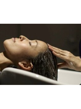 【バリ式ヘッドスパ】美髪は健康的な土台から＊クリームを使用したヘッドスパで日々の疲れを癒したい方に◇