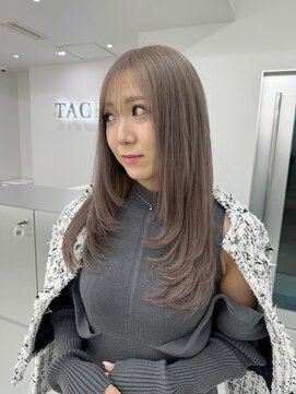 テイス 新宿(TACE) グレージュレイヤー[ネビージュ/黒髪/小顔/新宿]