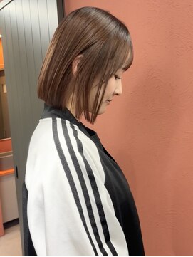 レブ 三条河原町(Reb,) タッセルボブ切りっぱなしボブ丸くならないボブ髪質改善