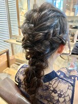 ノエル(NoeL)&nbsp;編みこみを使ったお呼ばれスタイル♪【大貫 拓馬】