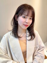 シロ(ciLo)&nbsp;ミディアムレイヤー×柔らかベージュ