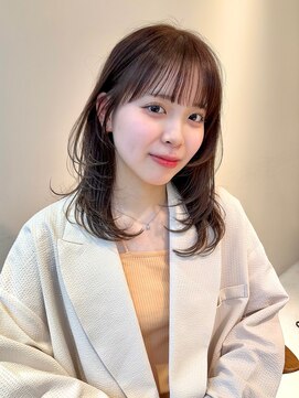 シロ(ciLo) ミディアムレイヤー×柔らかベージュ