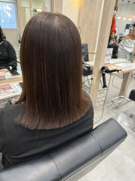 ヨロ(YoLo.) ナチュラルストレート