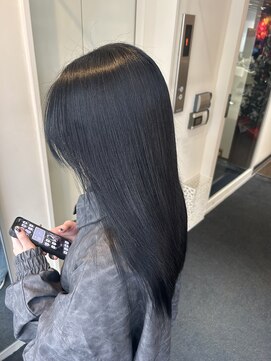 ダブル アンダーバー サロン(W_SALON) 【W_SALON 河原町】ブルーブラック/艶髪/髪質改善