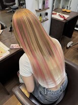 ルアナ エクステ 名古屋栄店(Luana.) ミルクティーベージュ エクステグラデ ピンクメッシュ