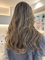 ノラ ウメダ(NORA UMEDA)&nbsp;ハイライトカラー地毛ハイライトコントラストハイライト